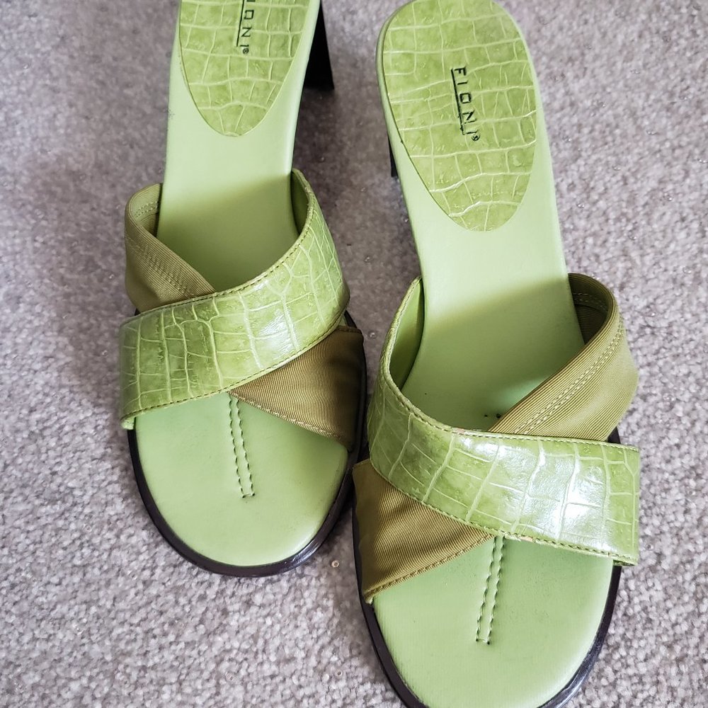 FIONI Green Slides  SZ 8